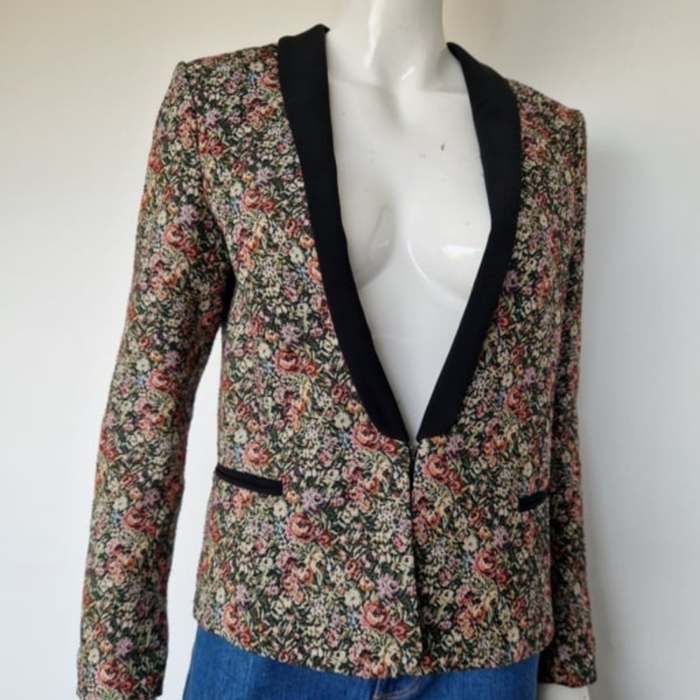 Maison Scotch Floral  Blazer S/M (measured in show)